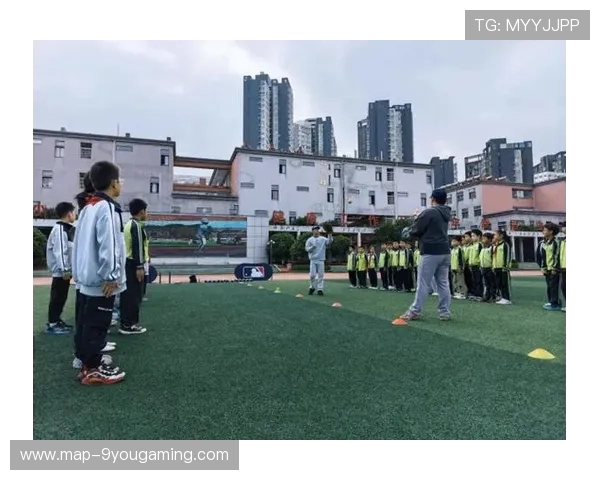 棒球俱乐部与社区合作设立周末练习场地开放时间，棒球训练班